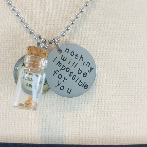 Charm necklace with bottle cork faith seeds saying - Picture 3 of 7